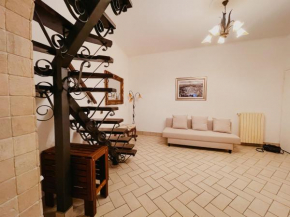 La Casa di Ele Sutri